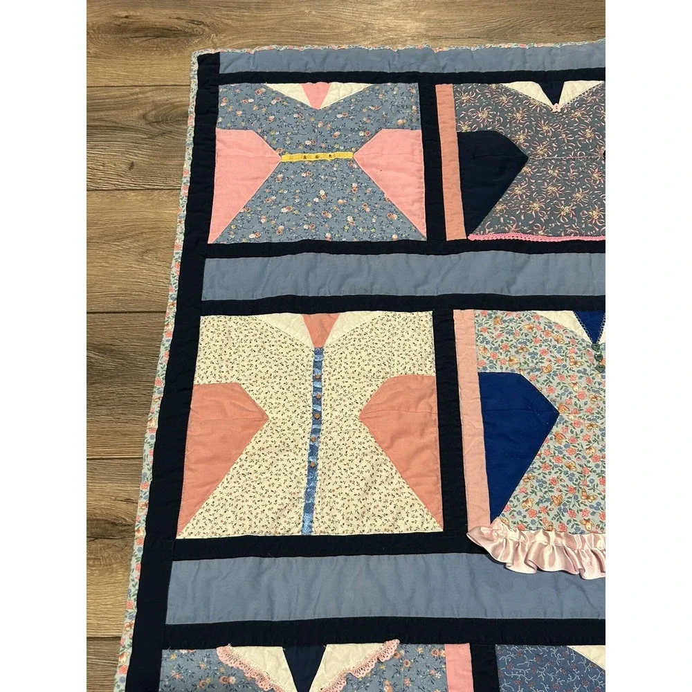 Handmade dress lap